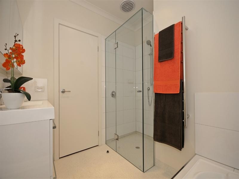 16 GLENDALE Court, Kilsyth VIC 3137