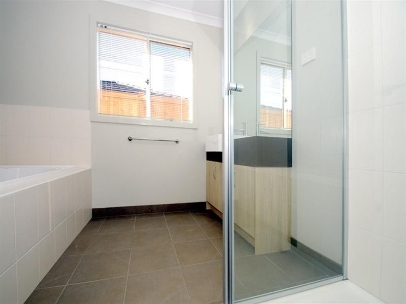 9 Cranbrook Circuit, Officer VIC 3809