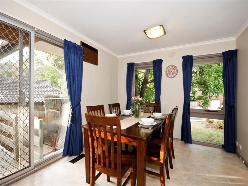 10 SUSANS Court, Croydon North VIC 3136