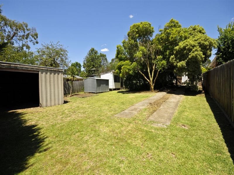 13 BOYANA Crescent, Croydon VIC 3136