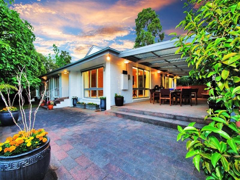 4 WARBURTON Highway, Lilydale VIC 3140