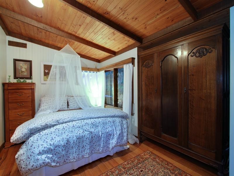 100-102 PEMBROKE Road, Mooroolbark VIC 3138