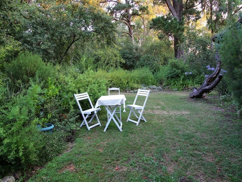 100-102 PEMBROKE Road, Mooroolbark VIC 3138