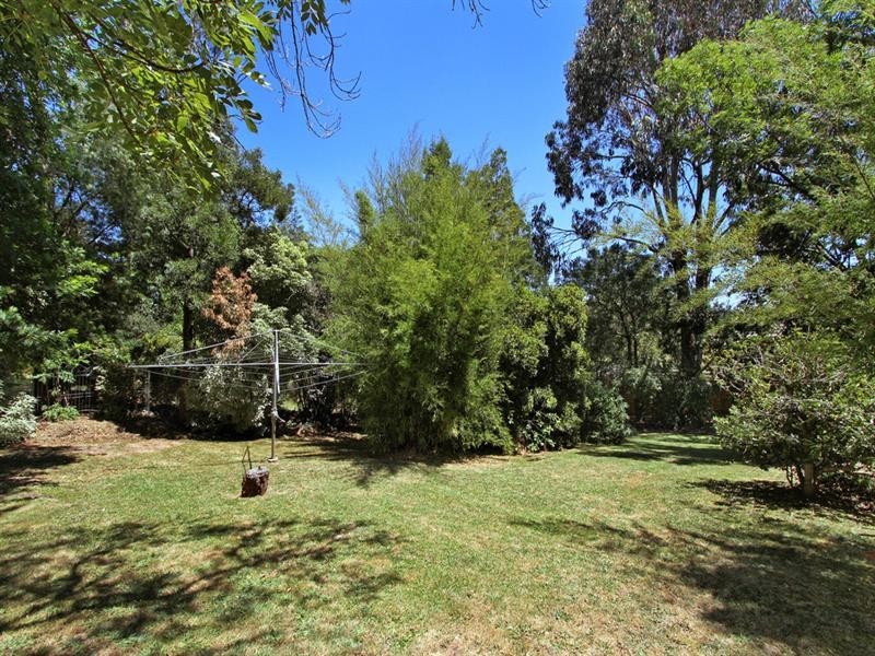 8-10 SUMMIT Court, Mooroolbark VIC 3138