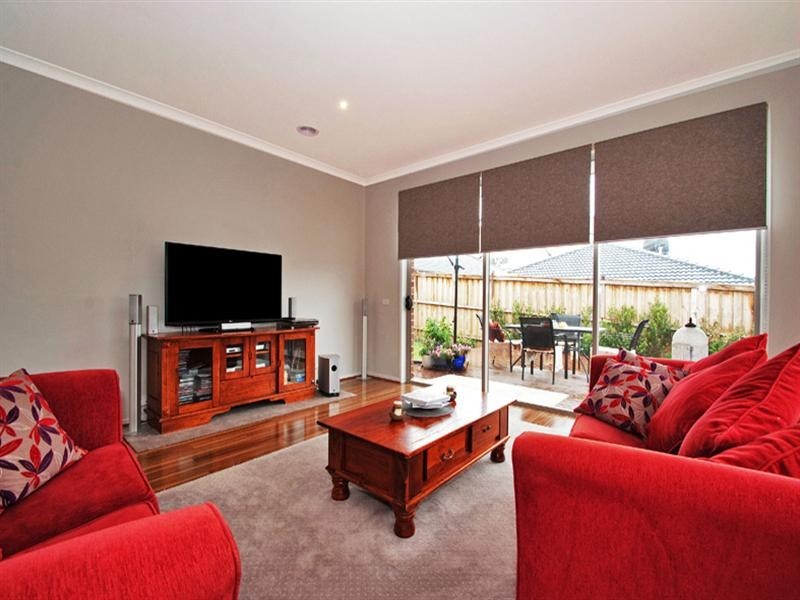 102 EVANS Drive, Croydon VIC 3136