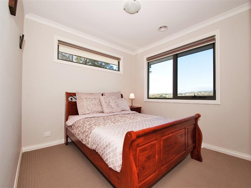 48 LYONS Road, Croydon North VIC 3136