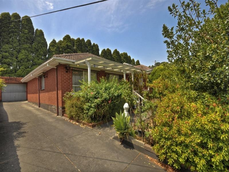 4 WILHELMINA Court, Croydon VIC 3136