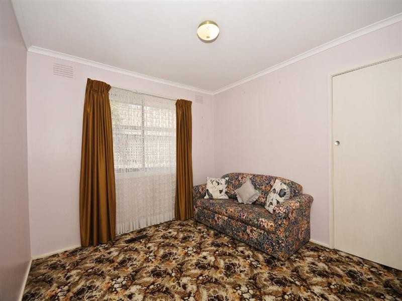 4 WILHELMINA Court, Croydon VIC 3136