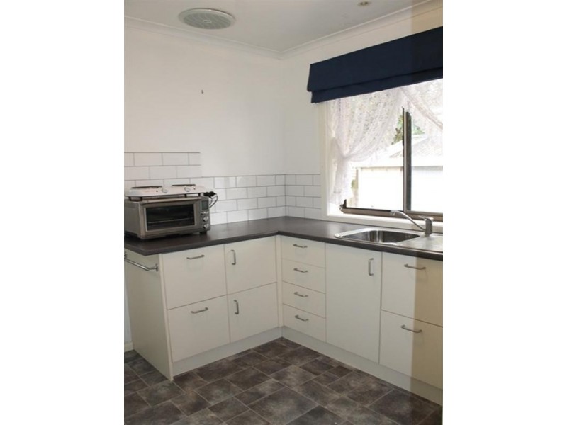16a Thomas Street, Croydon South VIC 3136