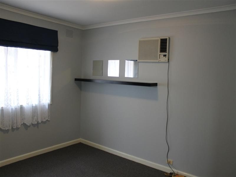 16a Thomas Street, Croydon South VIC 3136