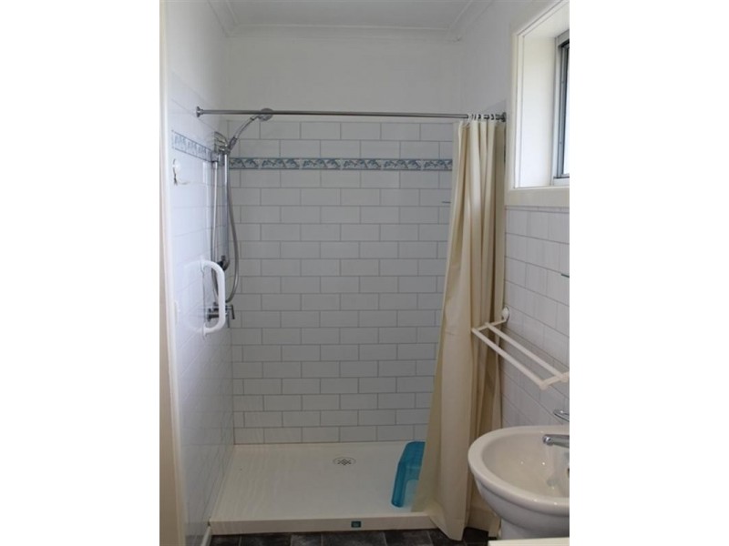 16a Thomas Street, Croydon South VIC 3136
