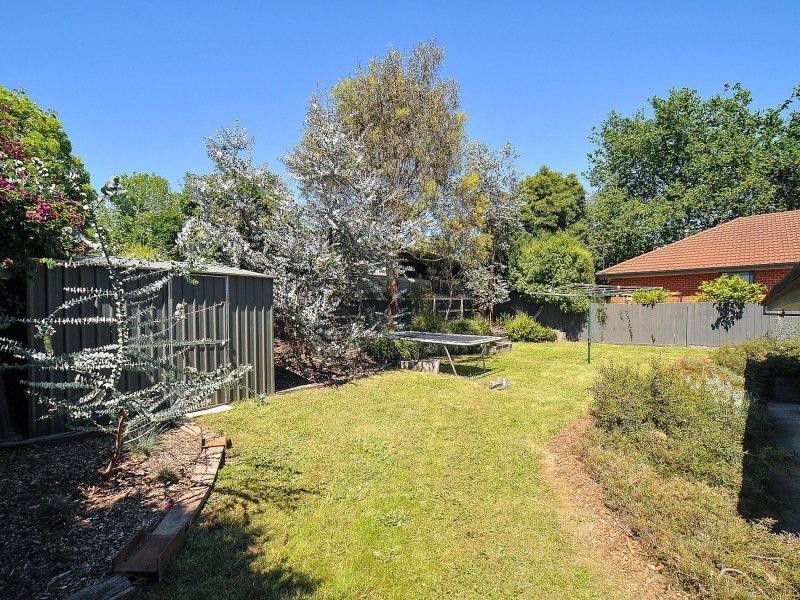 874 MOUNT DANDENONG Road, Montrose VIC 3765