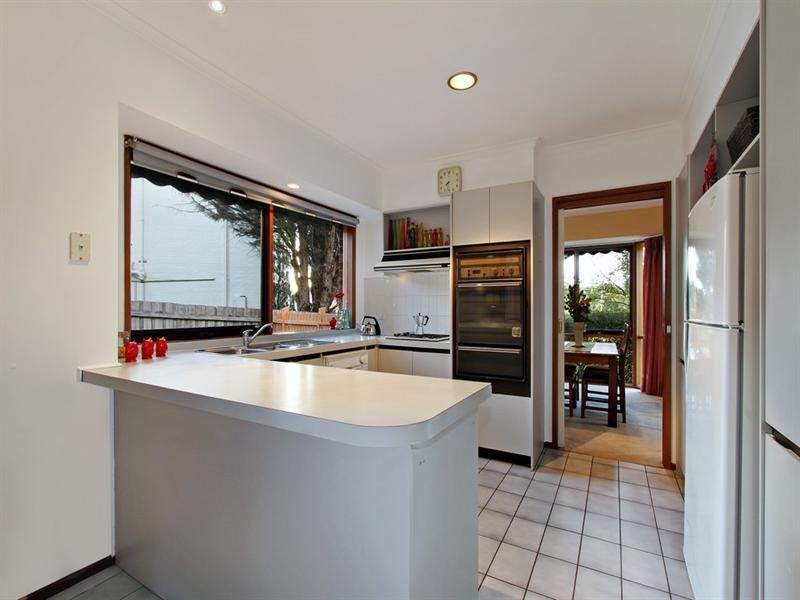 4 The Loch, Croydon Hills VIC 3136