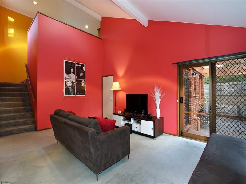 4 The Loch, Croydon Hills VIC 3136