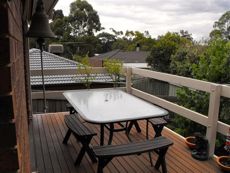 25 Latrobe Court, Croydon Hills VIC 3136