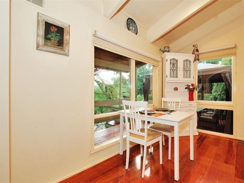 8 CLEMATIS Road, Mount Evelyn VIC 3796