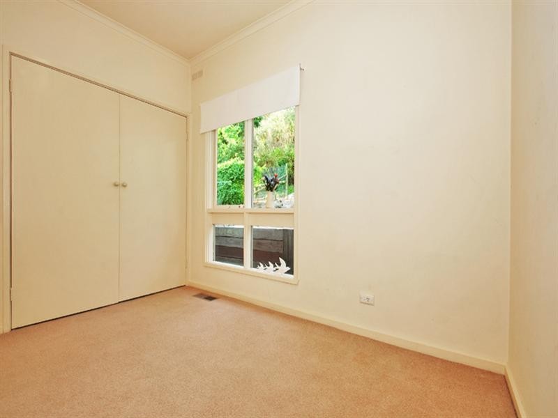 8 CLEMATIS Road, Mount Evelyn VIC 3796