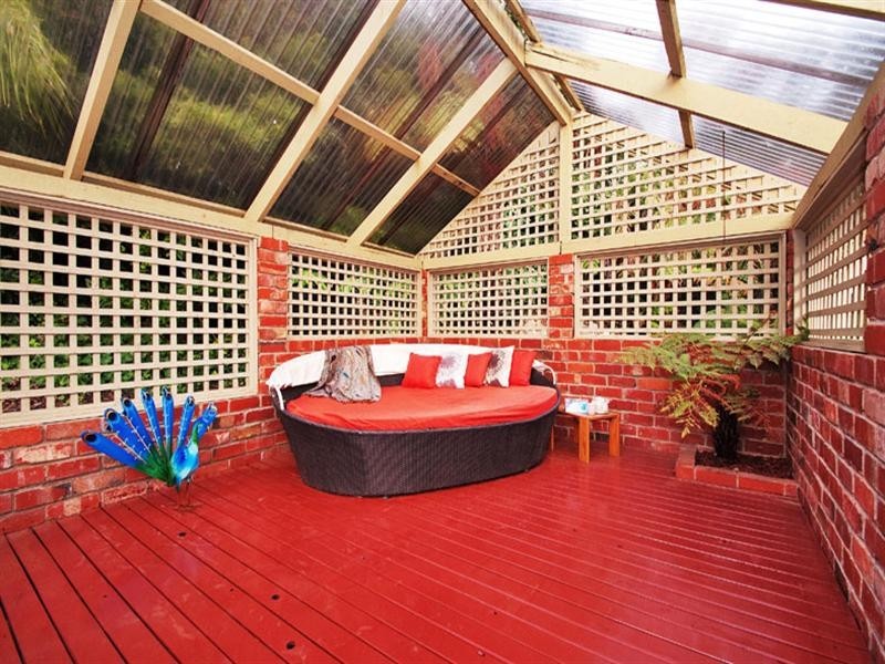 8 CLEMATIS Road, Mount Evelyn VIC 3796