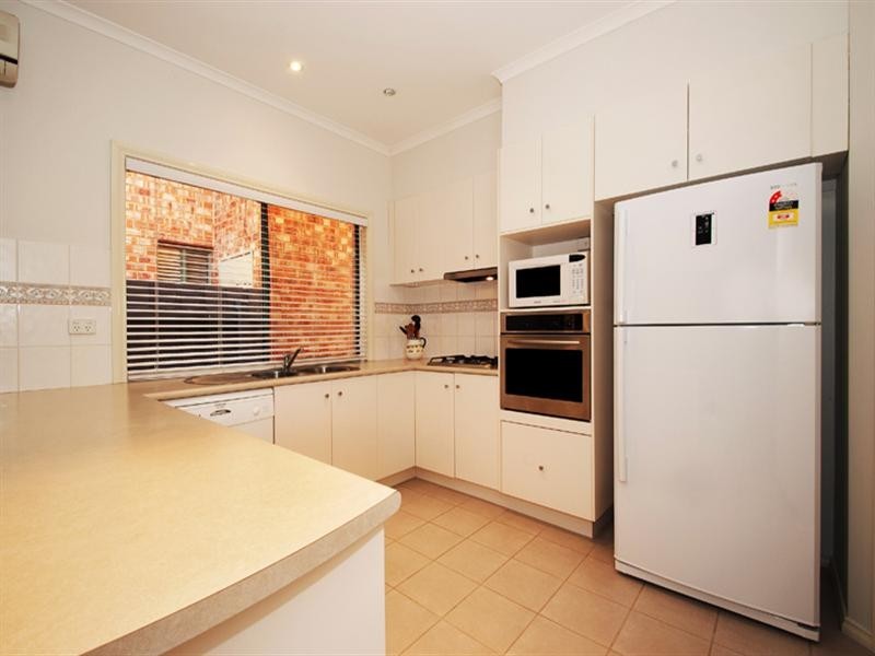 6 COTTINGLEA, Ringwood VIC 3134
