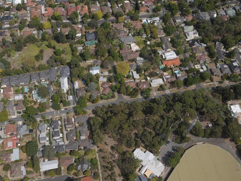 50 LUCKNOW Street, Mitcham VIC 3132