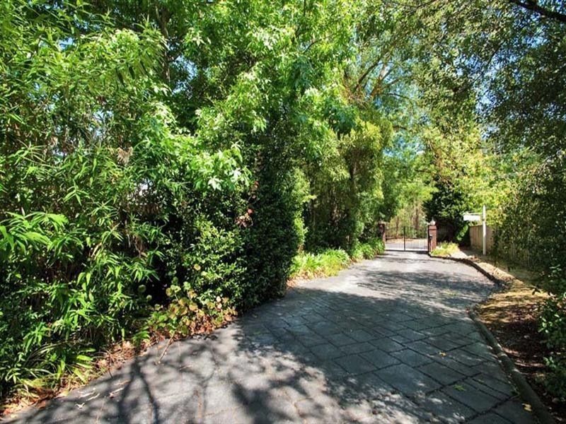 2 Bromley Close, Heathmont VIC 3135