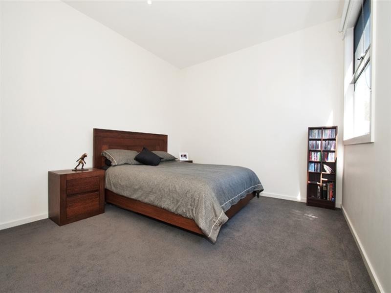 3/6 Norton Road, Croydon VIC 3136