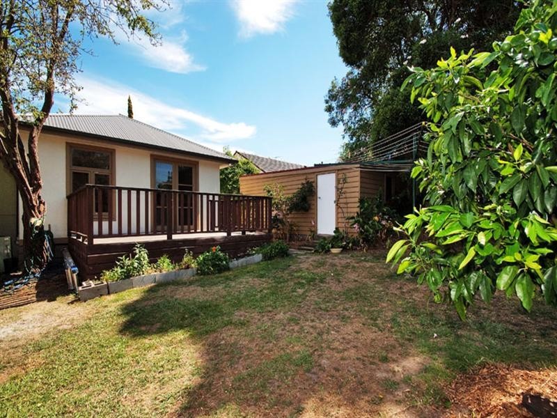 132 Elgar Road, Box Hill South VIC 3128