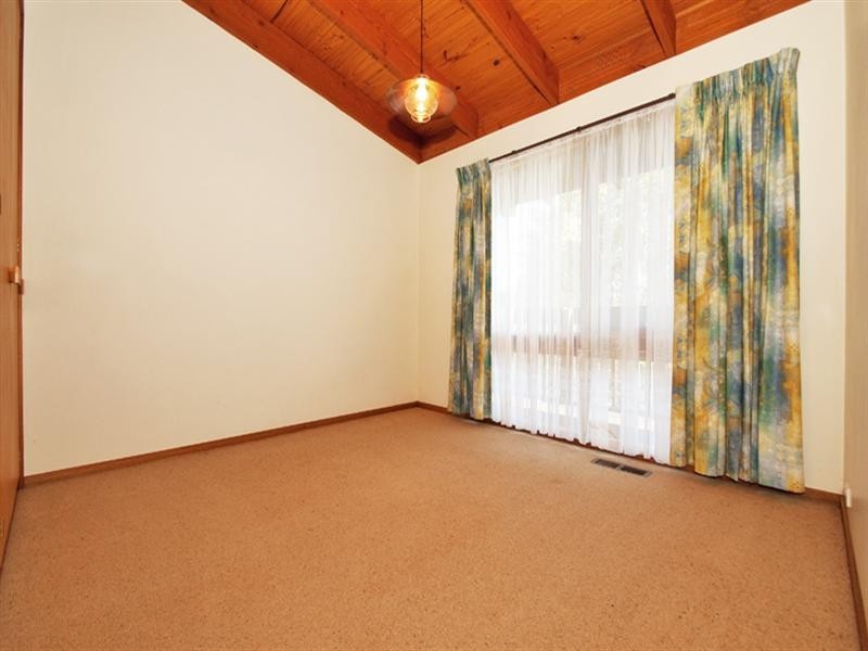 60 Meadowgate Drive, Chirnside Park VIC 3116