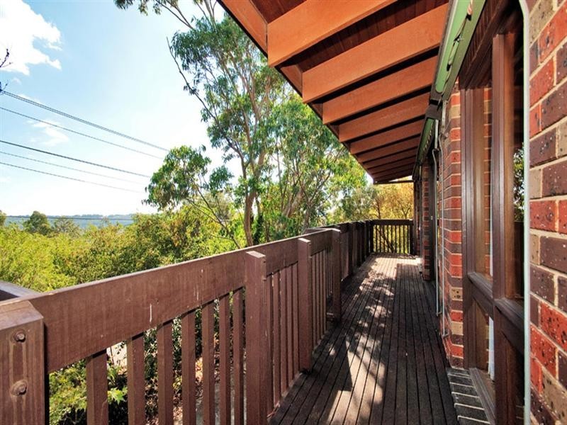 60 Meadowgate Drive, Chirnside Park VIC 3116