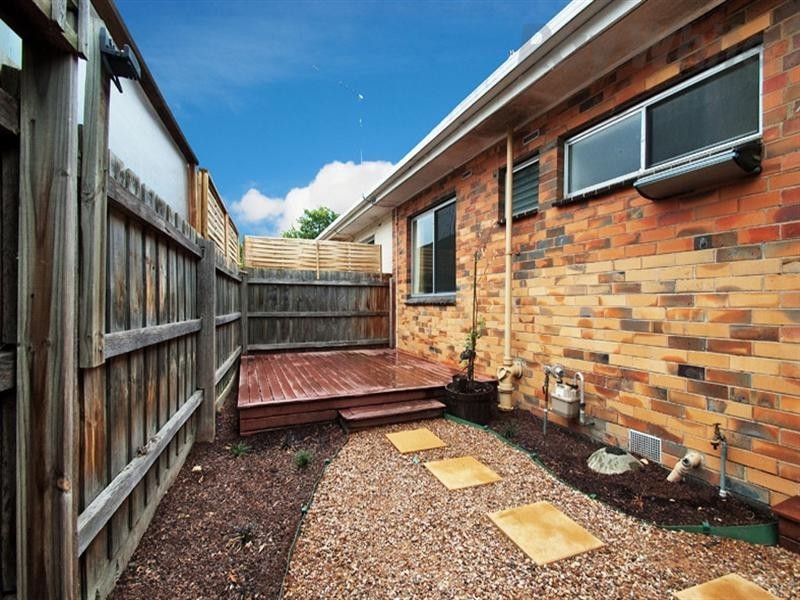 2/180-182 Dorset Road, Croydon VIC 3136