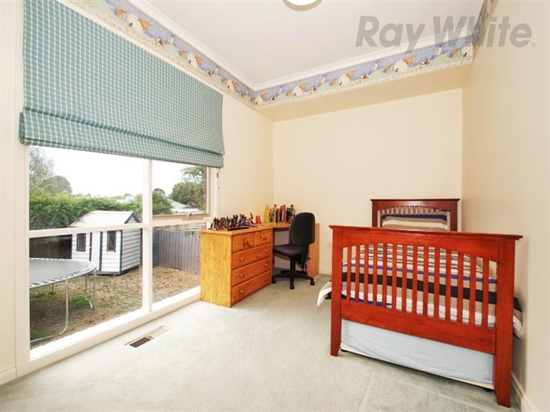 40 HIGHLAND Avenue, Croydon VIC 3136