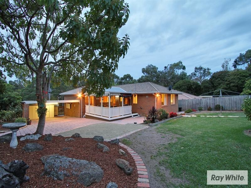 250 CAMBRIDGE ROAD (cnr of Alpine Way), Kilsyth VIC 3137
