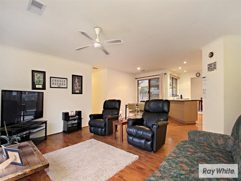 250 CAMBRIDGE ROAD (cnr of Alpine Way), Kilsyth VIC 3137