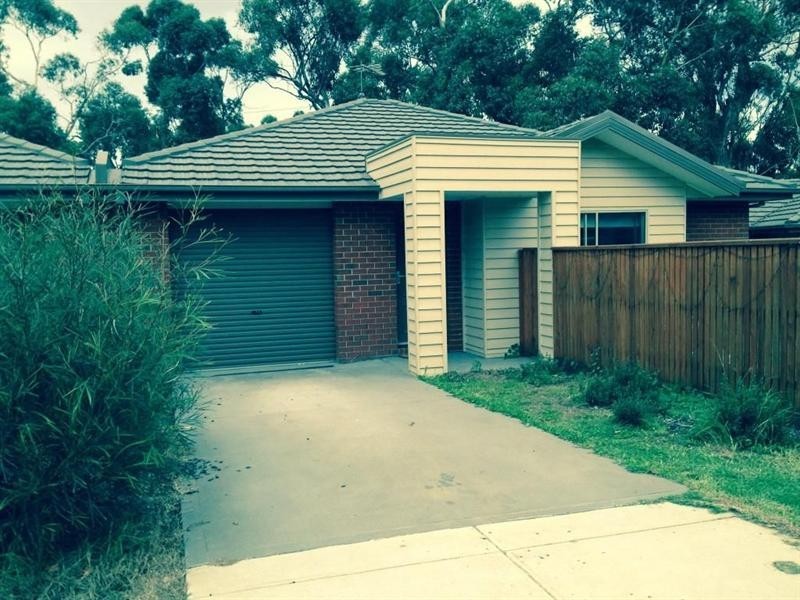 37 Balcombe Avenue, Mooroolbark VIC 3138