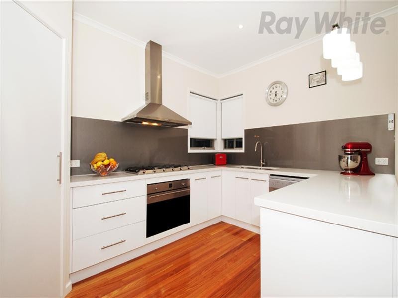 18 HILL Street, Ringwood East VIC 3135