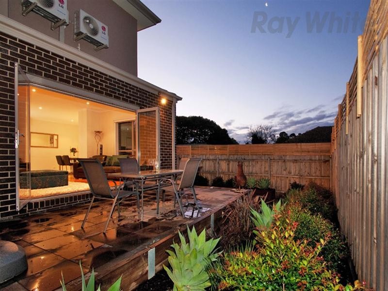 18 HILL Street, Ringwood East VIC 3135