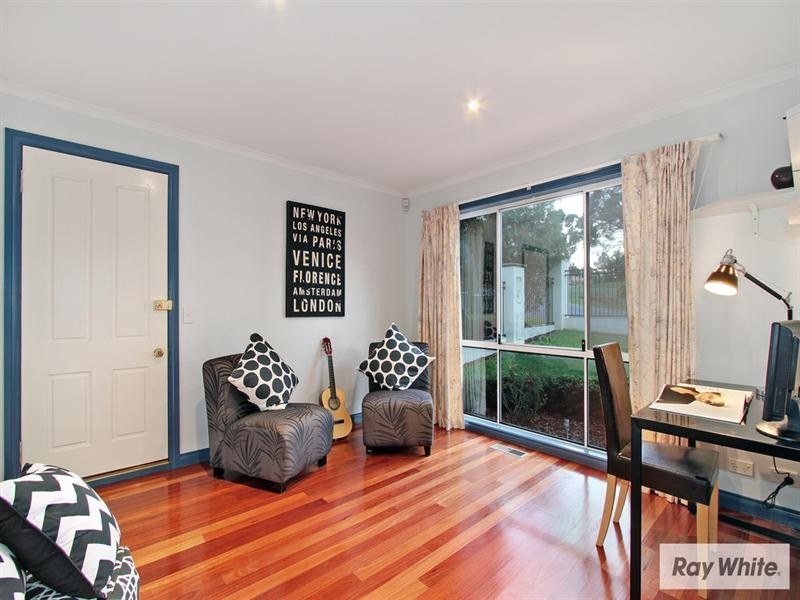 25 BRONTE Court, Croydon North VIC 3136
