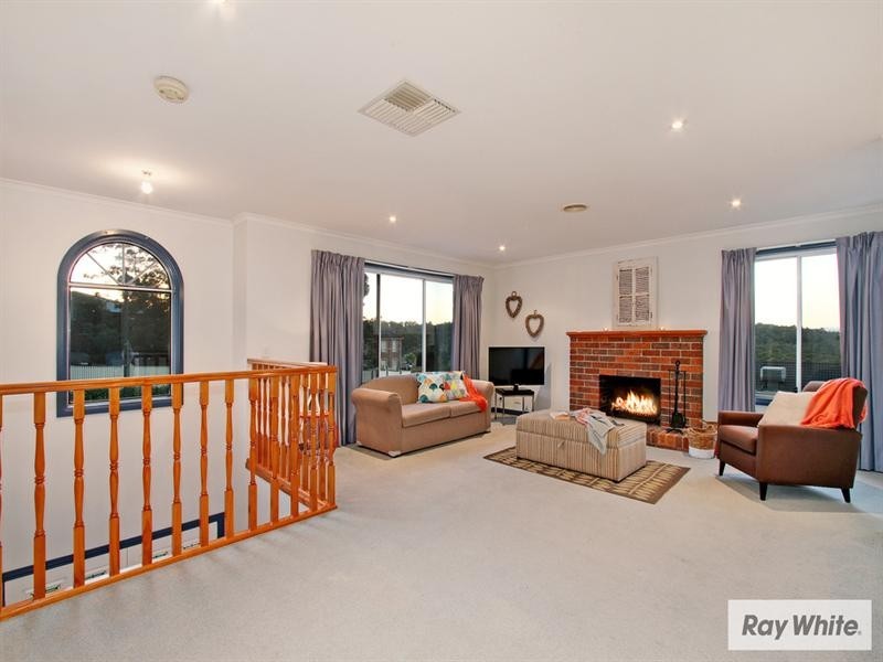 25 BRONTE Court, Croydon North VIC 3136