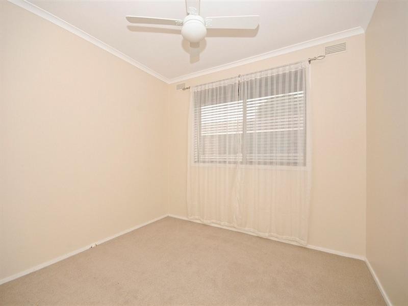 9 Larissa Court, Croydon VIC 3136