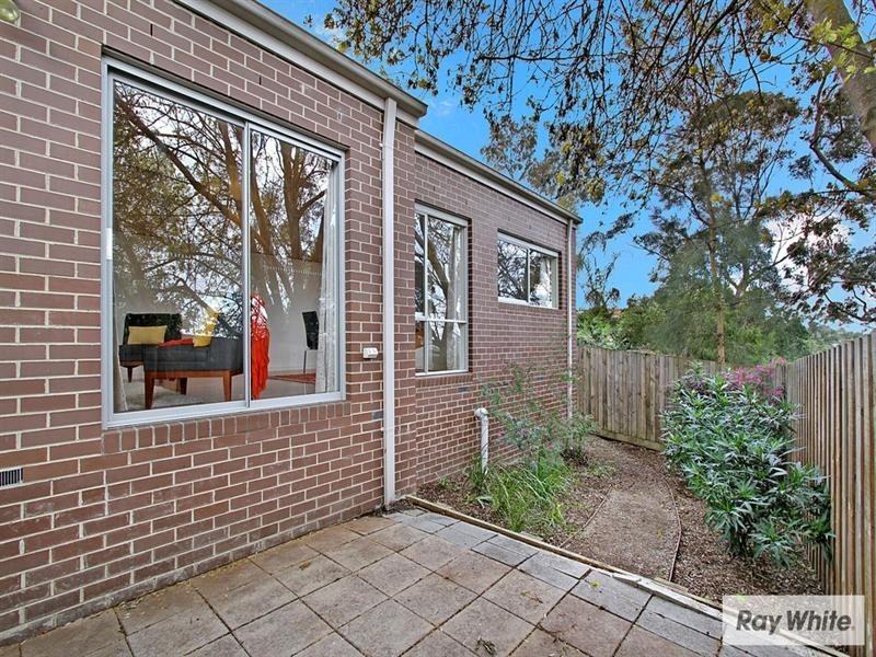 Unit 3, 5 BRAMBLEBERRY Lane, Chirnside Park VIC 3116