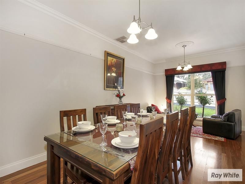 7 PACIFIC Drive, Mooroolbark VIC 3138