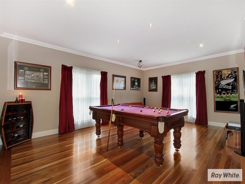 7 PACIFIC Drive, Mooroolbark VIC 3138