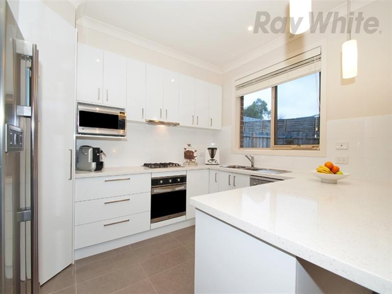 51 MOUNT VIEW Parade, Croydon VIC 3136