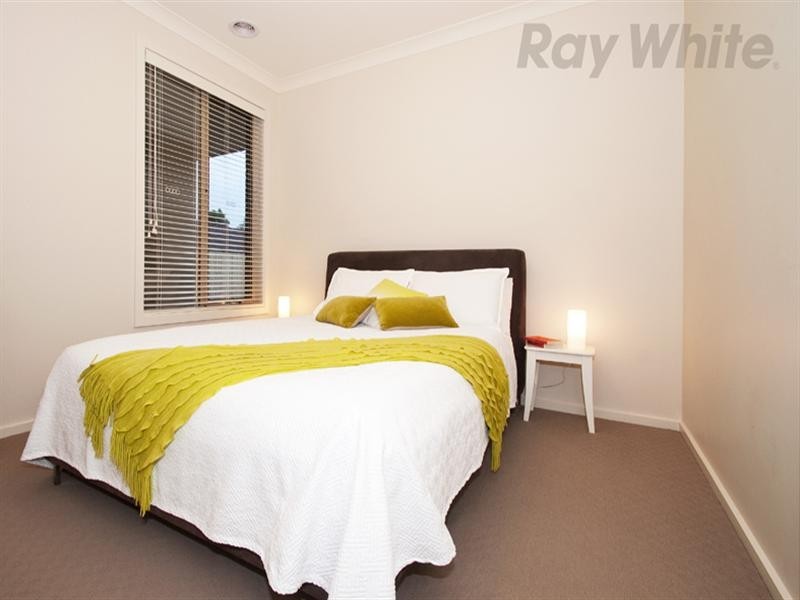 51 MOUNT VIEW Parade, Croydon VIC 3136