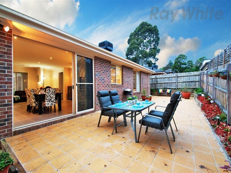 51 MOUNT VIEW Parade, Croydon VIC 3136