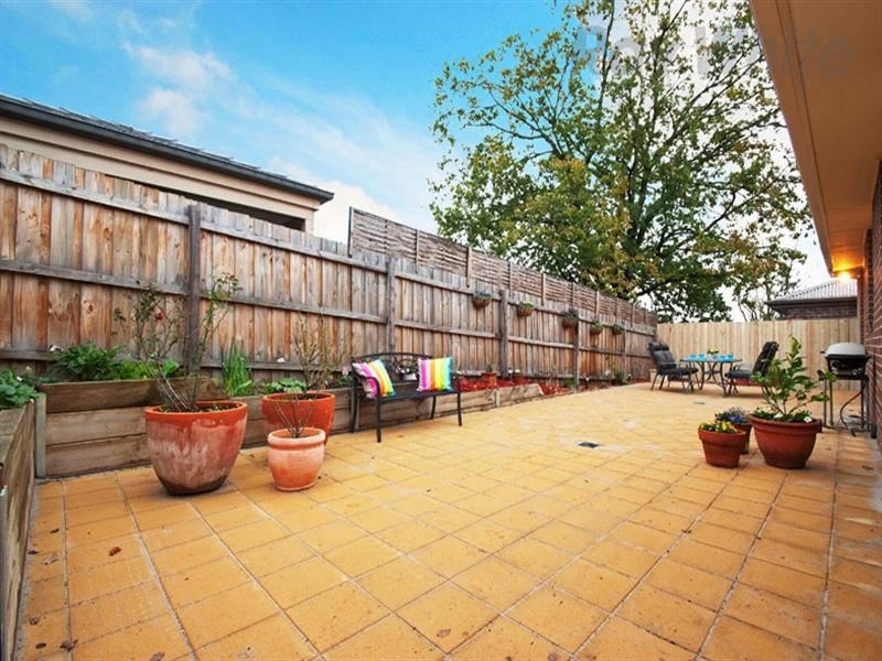 51 MOUNT VIEW Parade, Croydon VIC 3136