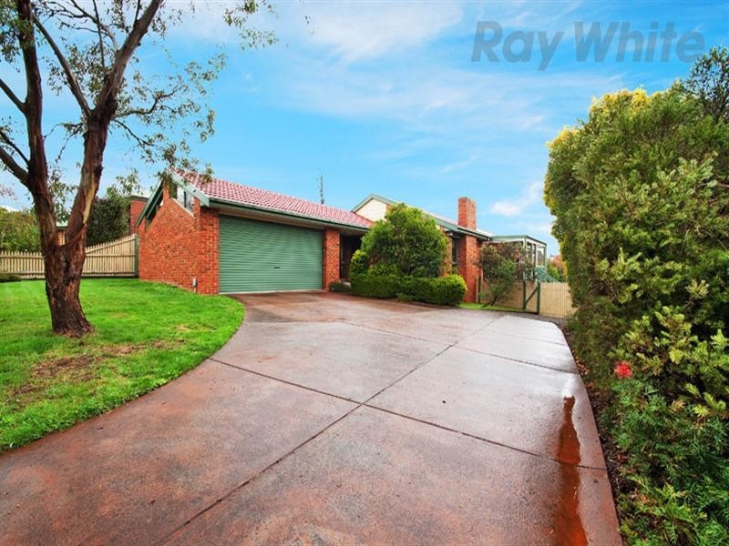 40 BLACK SPRINGS Road, Chirnside Park VIC 3116