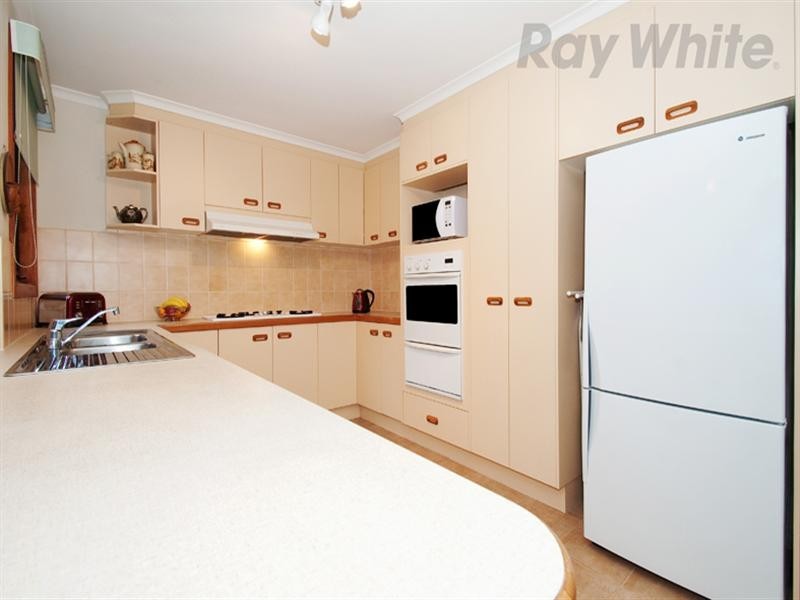 40 BLACK SPRINGS Road, Chirnside Park VIC 3116