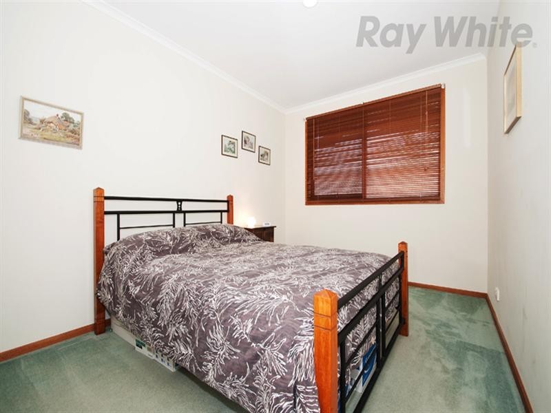 40 BLACK SPRINGS Road, Chirnside Park VIC 3116