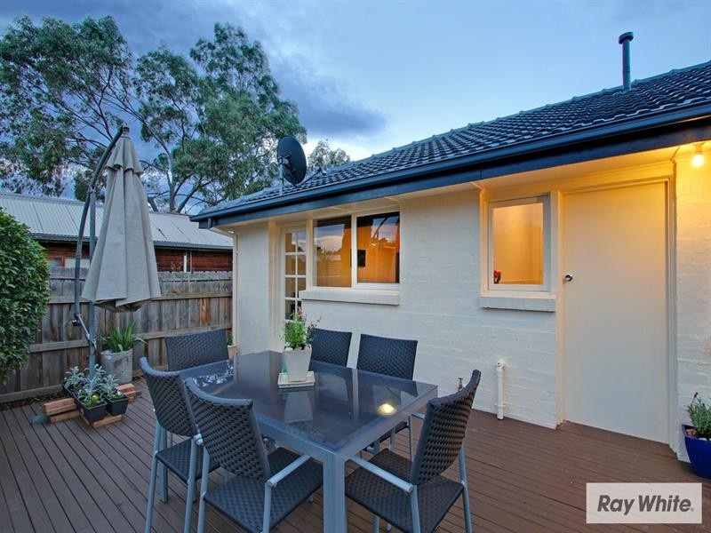 10 LEIGH Road, Croydon VIC 3136